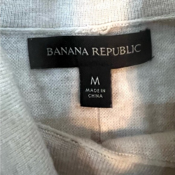 Banana republic oatmeal turtleneck crop sweater size medium - Picture 4 of 5